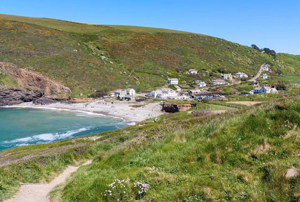Kallowen Cottage At Crackington Haven, Near Bude And Boscastle, Cornwall Kültér fotó